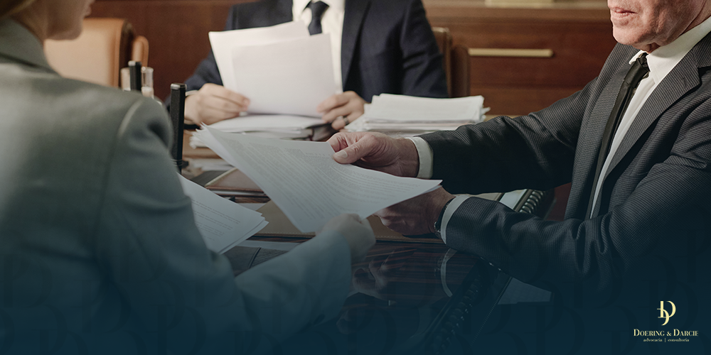 A importância do advogado corporativo na mitigação de riscos empresariais