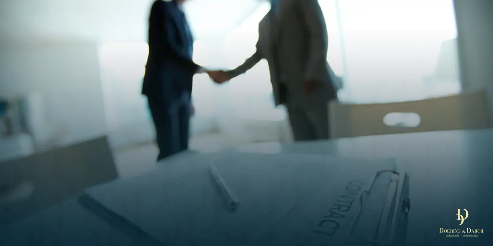 Contratos, fusões e disputas empresariais: a importância de uma assessoria jurídica para empresas 