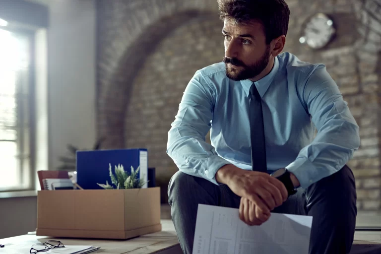 Direitos trabalhistas em caso de justa causa: o que muda para empregado e empregador